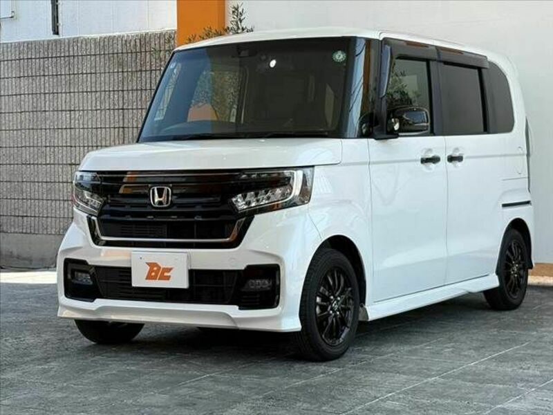 N BOX CUSTOM-9
