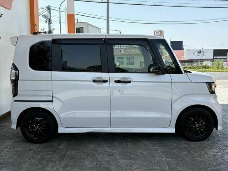 N BOX CUSTOM-10