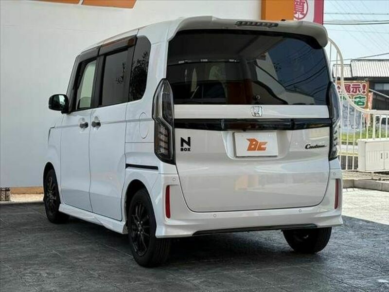 N BOX CUSTOM-14