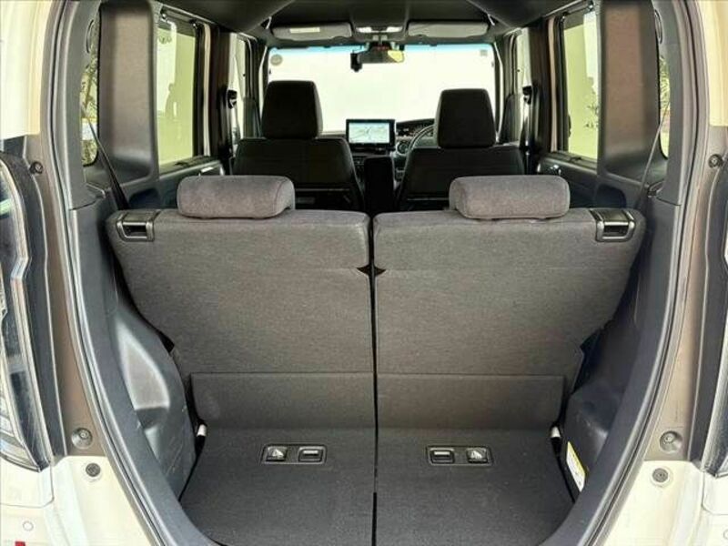 N BOX CUSTOM-19