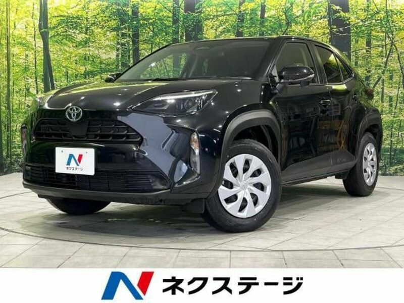 YARIS CROSS