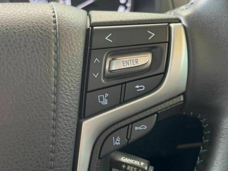 LAND CRUISER PRADO-5