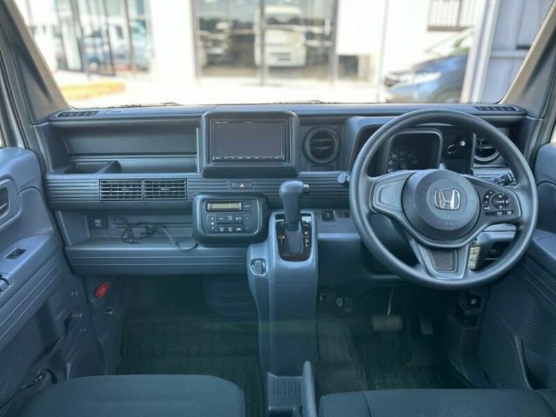 N-VAN