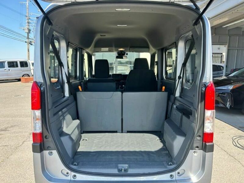 N-VAN