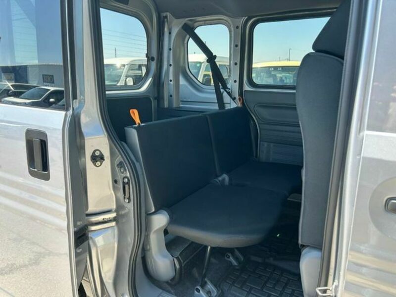 N-VAN