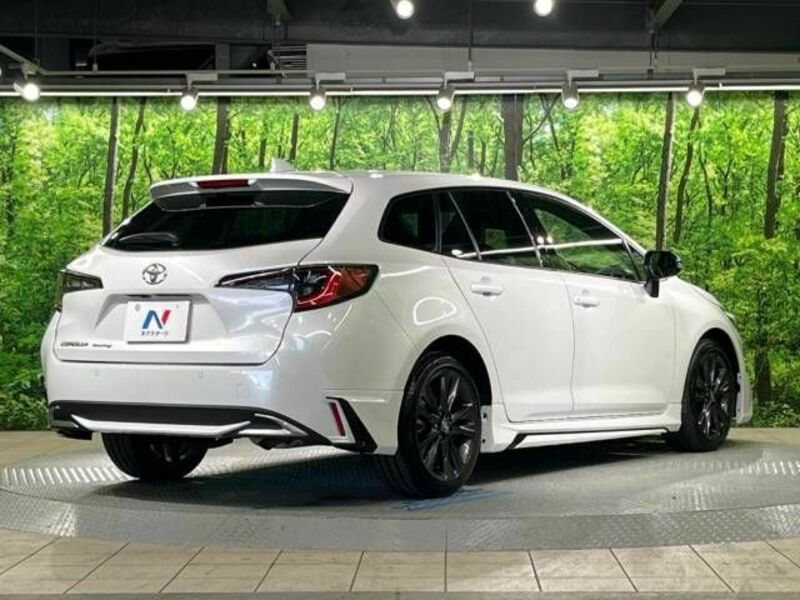 COROLLA TOURING-17