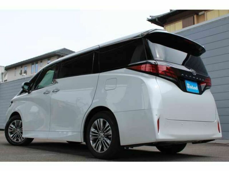 ALPHARD-1