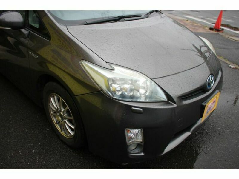 PRIUS-5