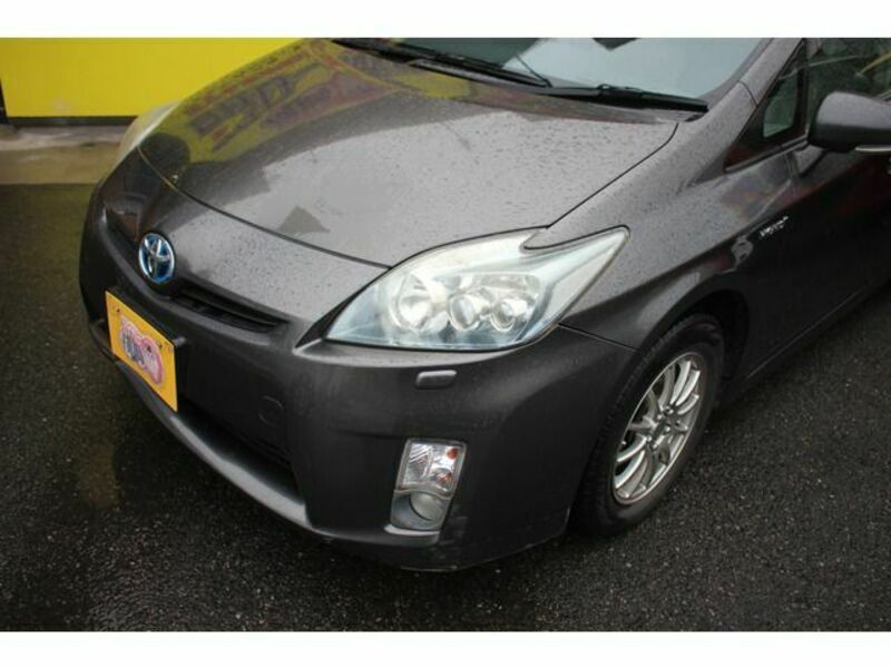 PRIUS-6