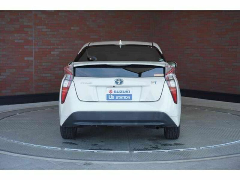 PRIUS-2