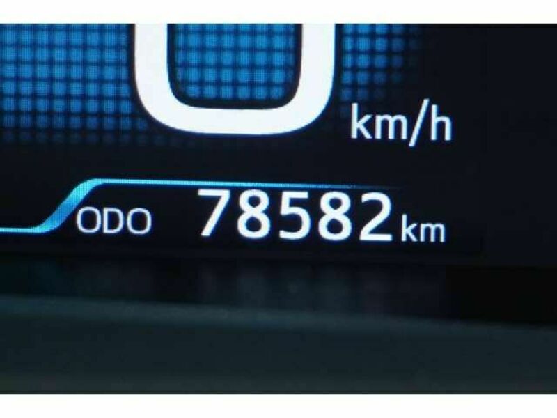 PRIUS-4