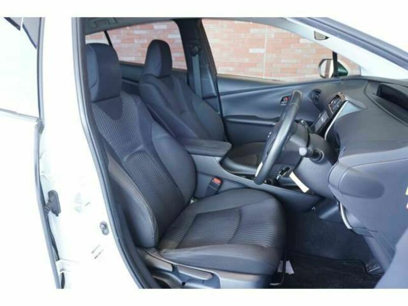 PRIUS-5