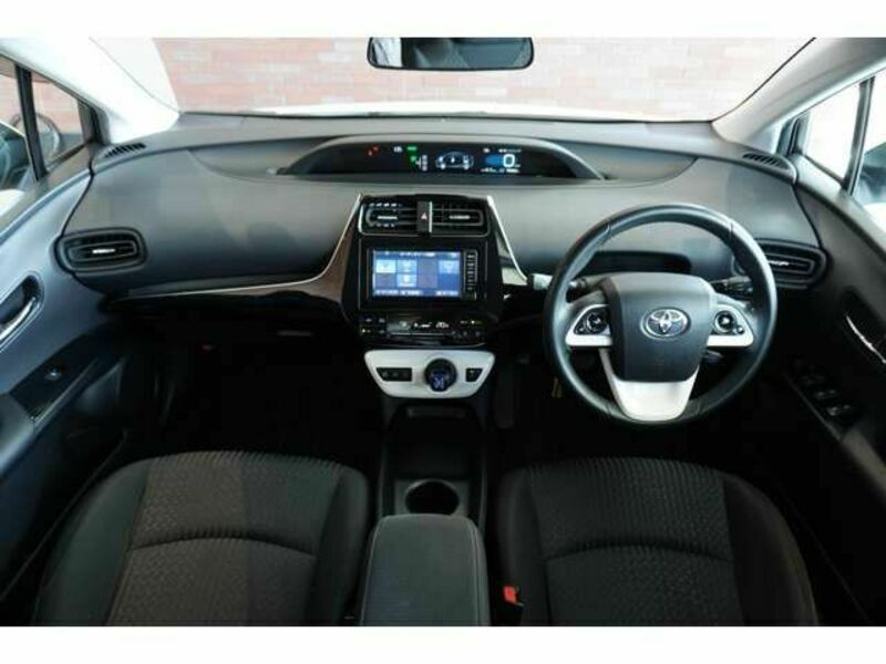 PRIUS-7