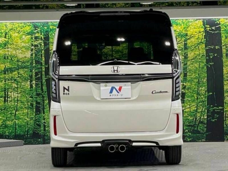 N BOX CUSTOM