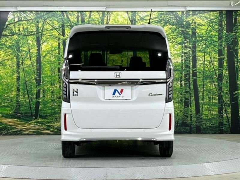N BOX CUSTOM-15