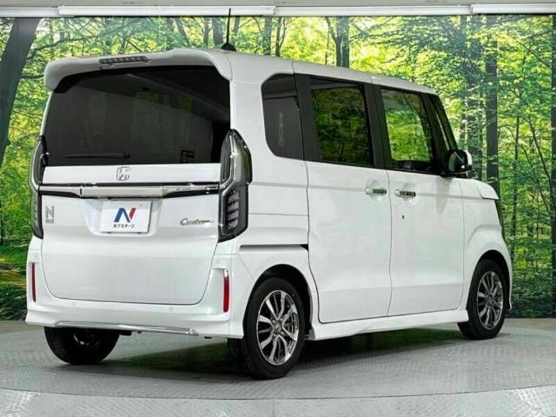 N BOX CUSTOM-17