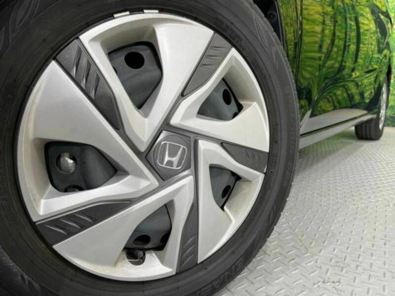 FREED HYBRID-14
