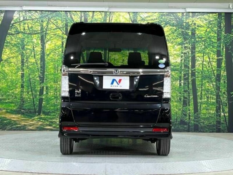 N BOX CUSTOM