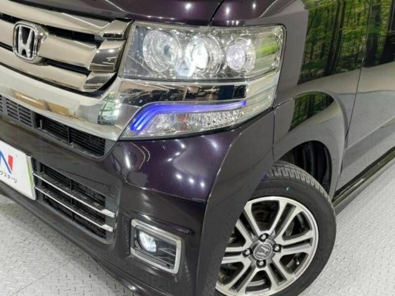 N BOX CUSTOM-12