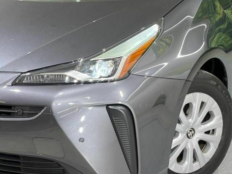 PRIUS-11