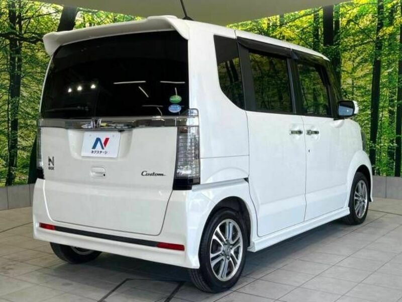 N BOX CUSTOM