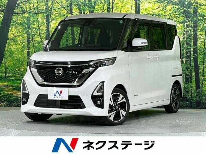NISSAN　ROOX