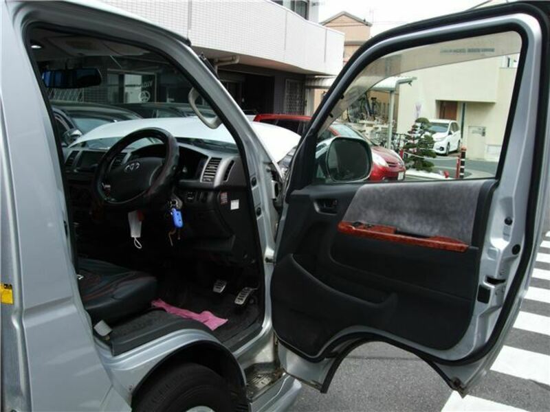 HIACE