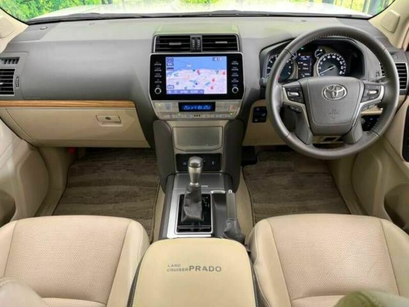 LAND CRUISER PRADO-1