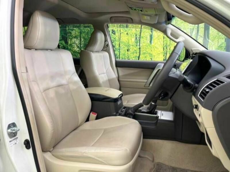 LAND CRUISER PRADO-7