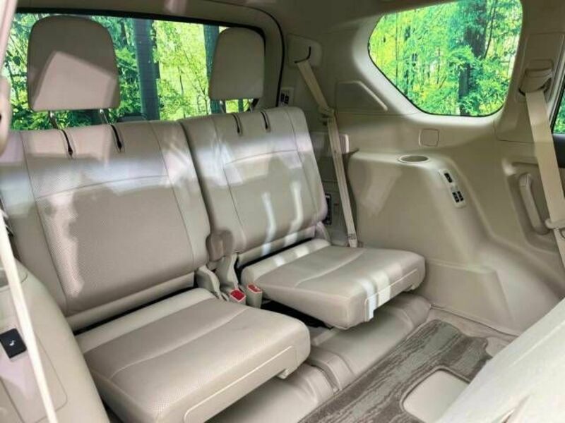 LAND CRUISER PRADO-9