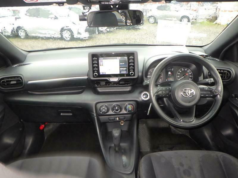 YARIS-16