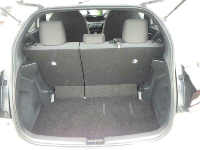YARIS-17