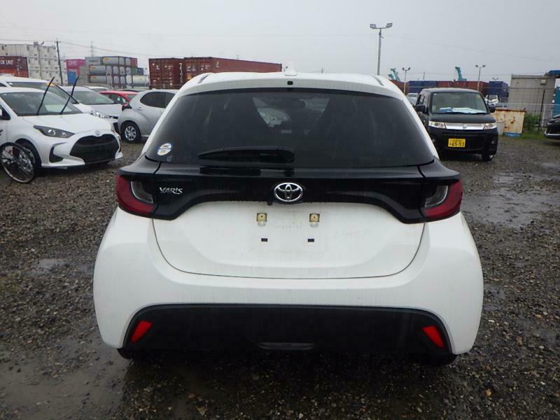 YARIS-37