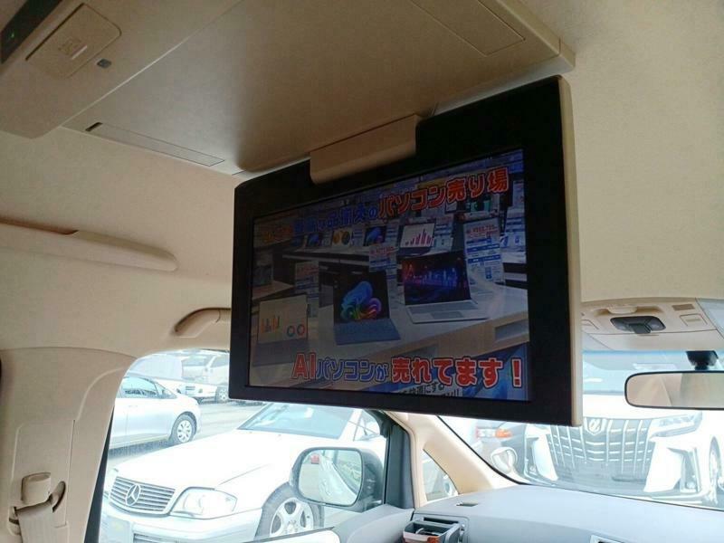 VELLFIRE-10