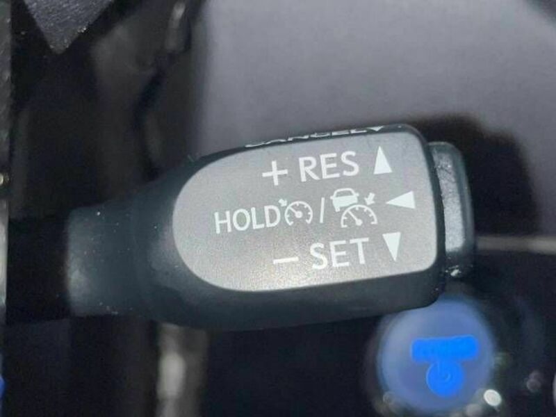 PRIUS-5