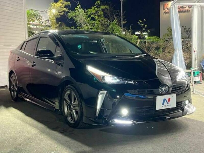 PRIUS-16