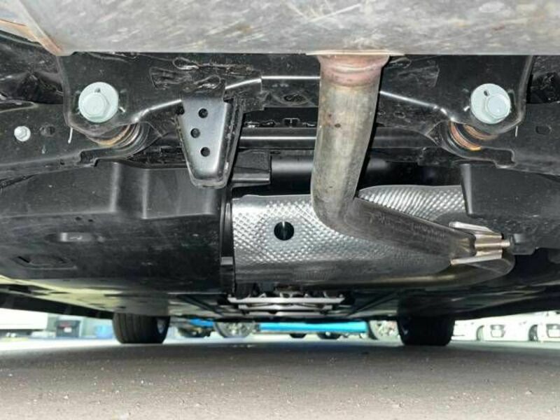 PRIUS-19