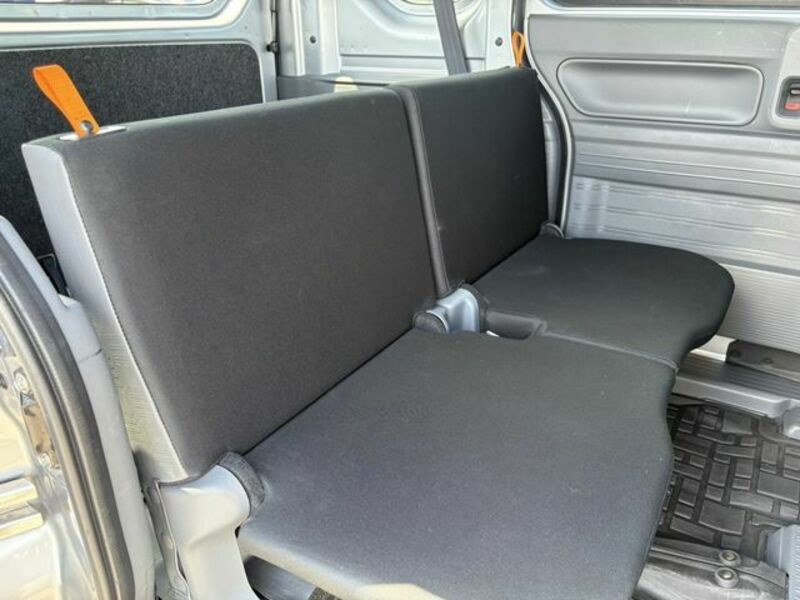 N-VAN