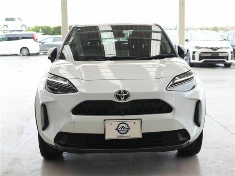 YARIS CROSS-23