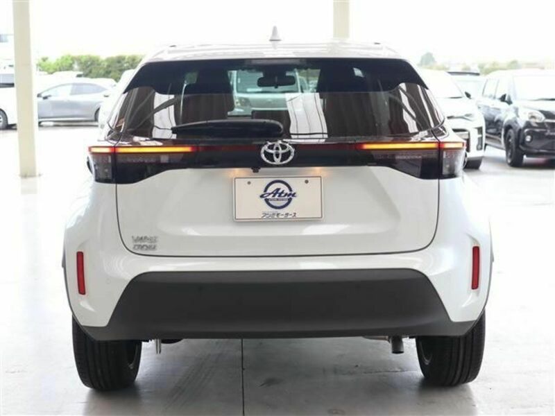 YARIS CROSS-25