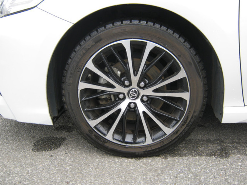 CAMRY-11