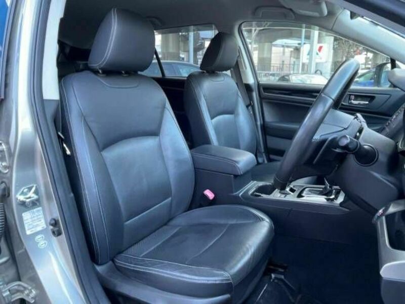 LEGACY OUTBACK-6