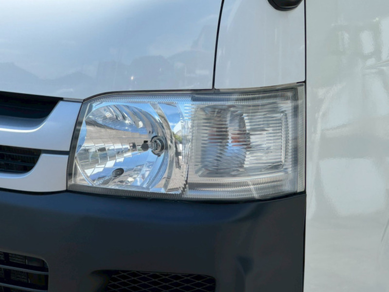HIACE VAN-15