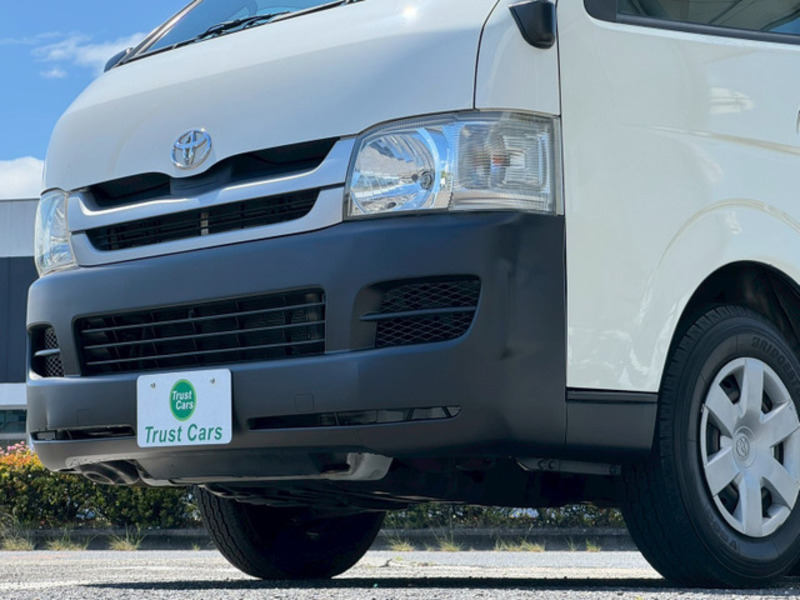 HIACE VAN-6