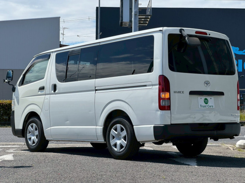 HIACE VAN-4