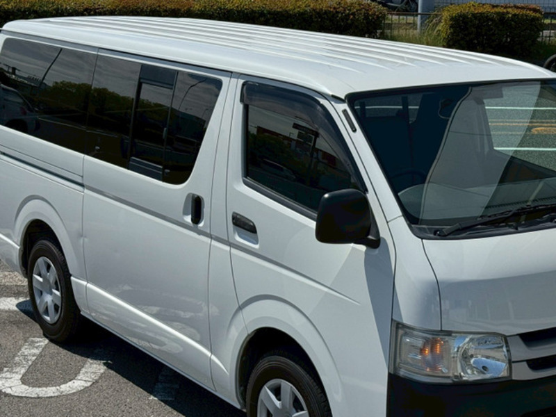 HIACE VAN-9