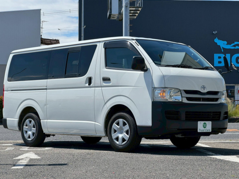HIACE VAN-2
