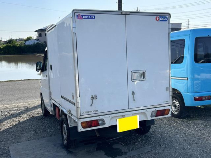 MINICAB TRUCK-2