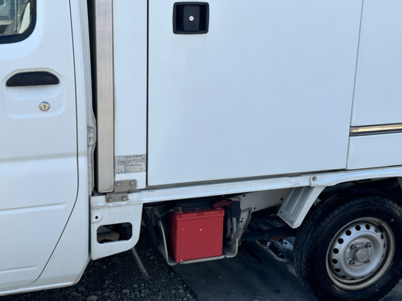 MINICAB TRUCK-19