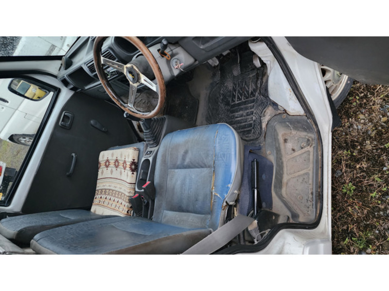 MINICAB TRUCK